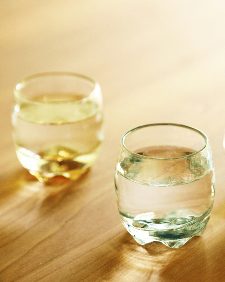 日本酒のグラス